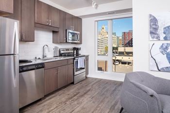 Stainless steel whirlpool appliances